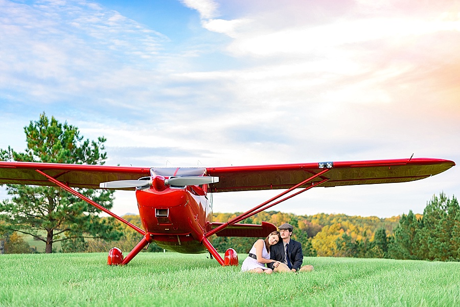 airplane engagement picture