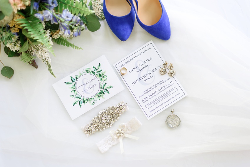floral wedding invitation 