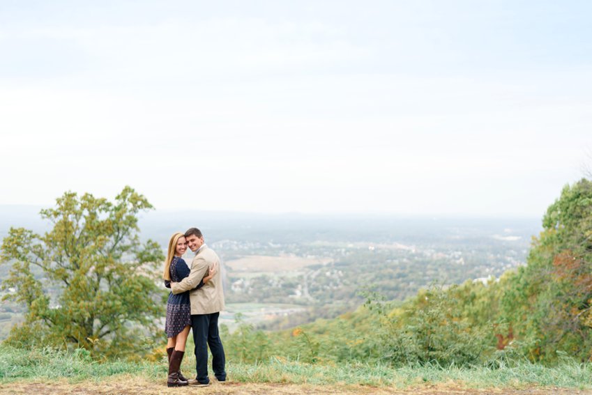 engagement pictures at skyline drive