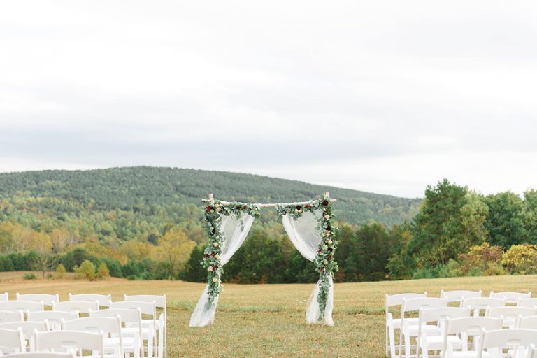  Central  Virginia  Wedding  at Sorella Farms Devin Matt