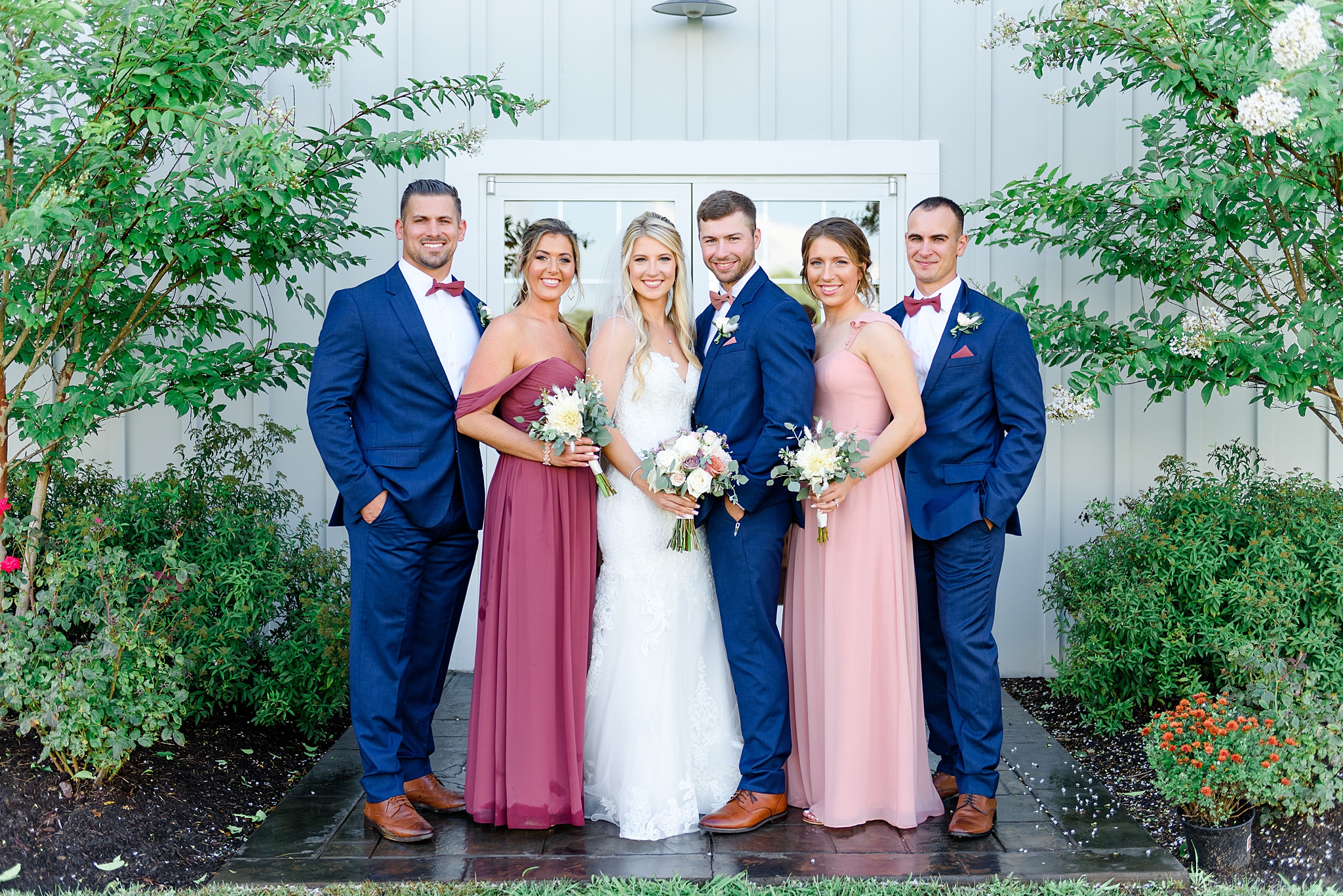 how to photograph family formals at weddings