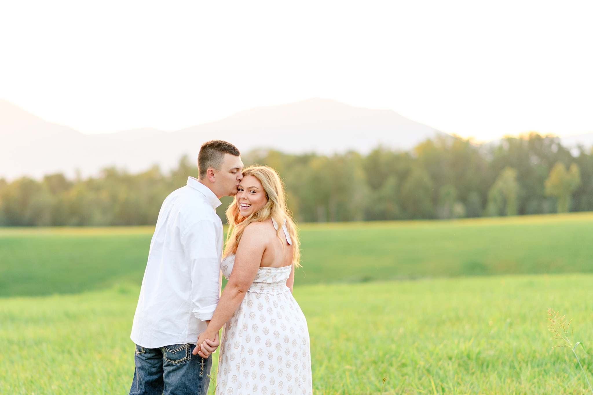 engagement photos with mountain views