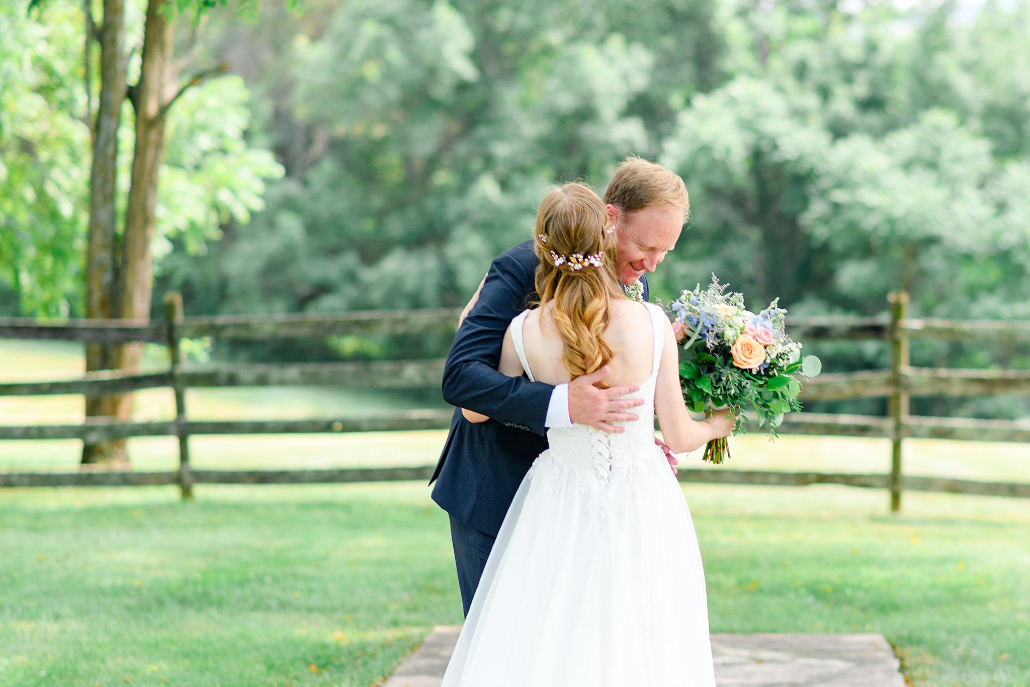 outdoor ceremony in the woods at Sorella Farms