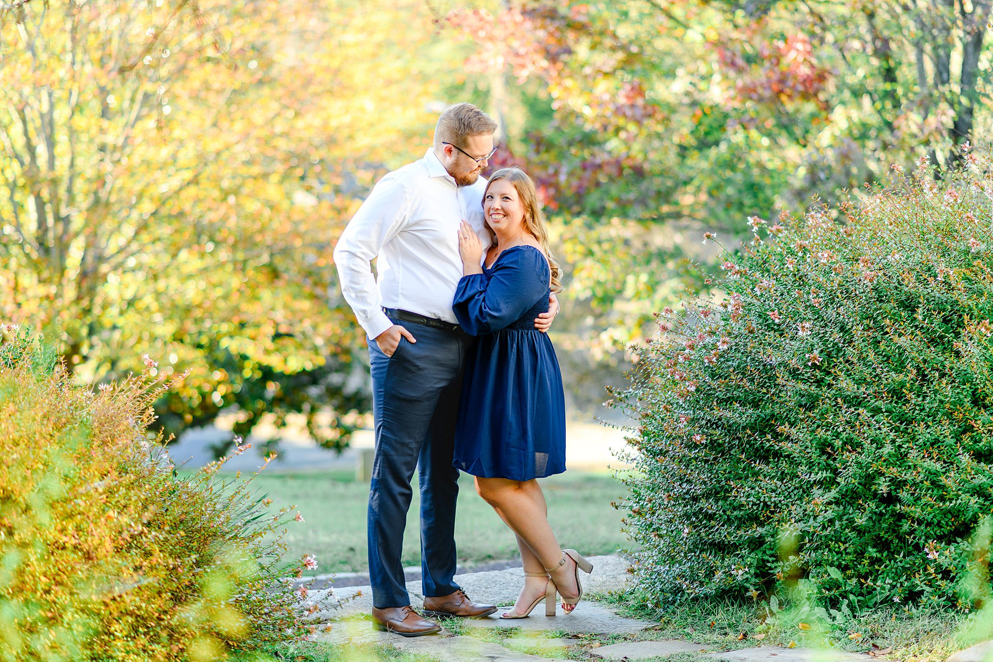 outdoor engagement photos