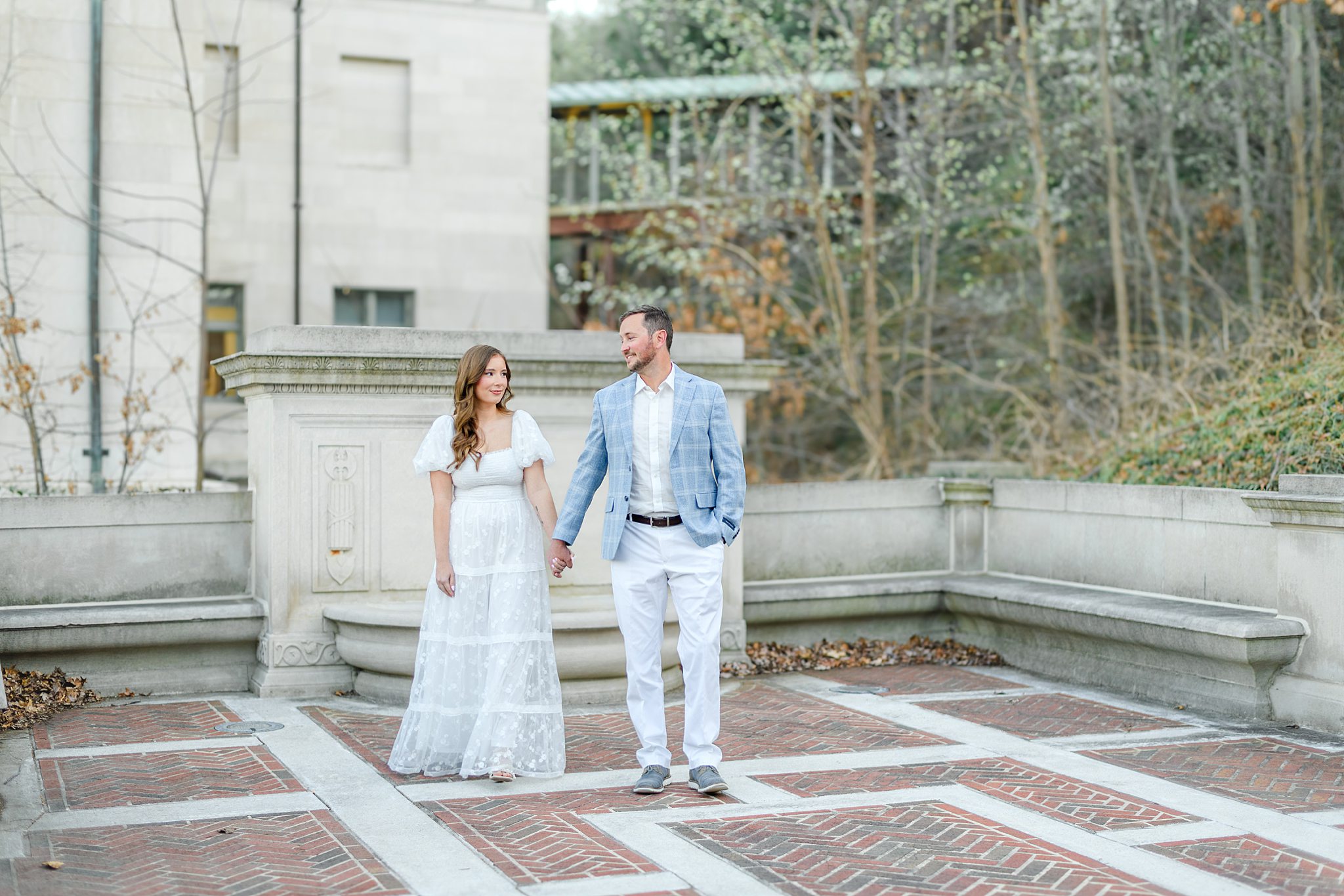 couple walking in downtown Lynchburg