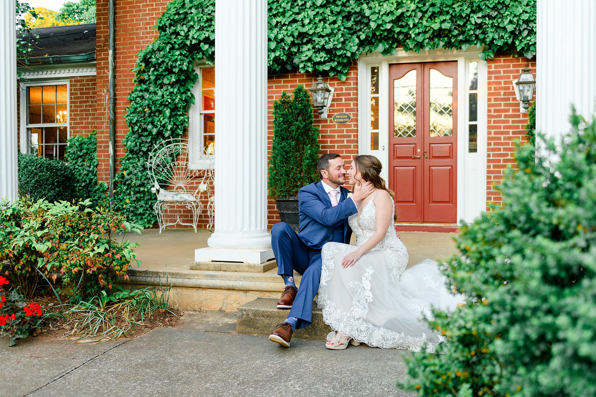 old mansion wedding photos